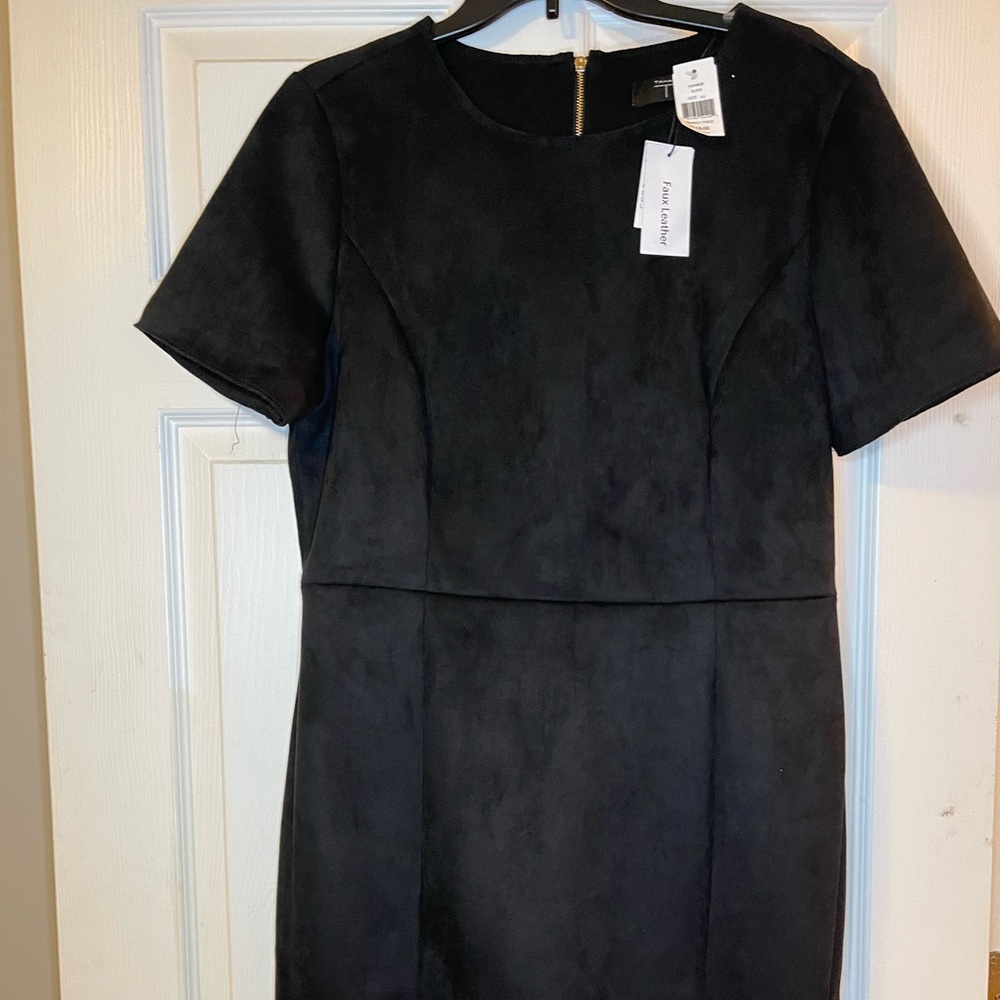 T TAHARI BLACK FAUX LEATHER/SEUDE SHORT SLEEVED BACK ZIP DRESS SIZE 14 NWT